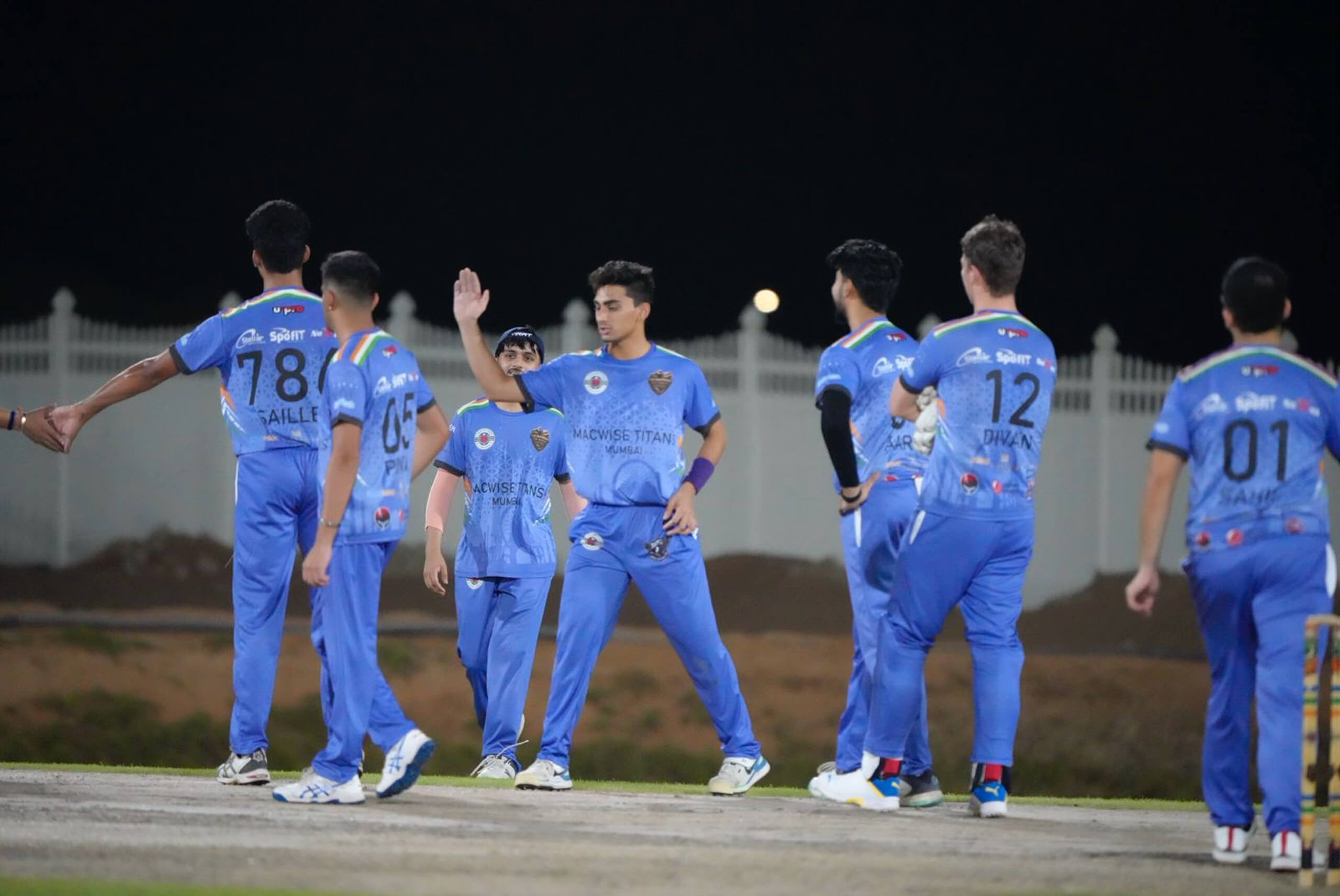 macwise-titans-action-3