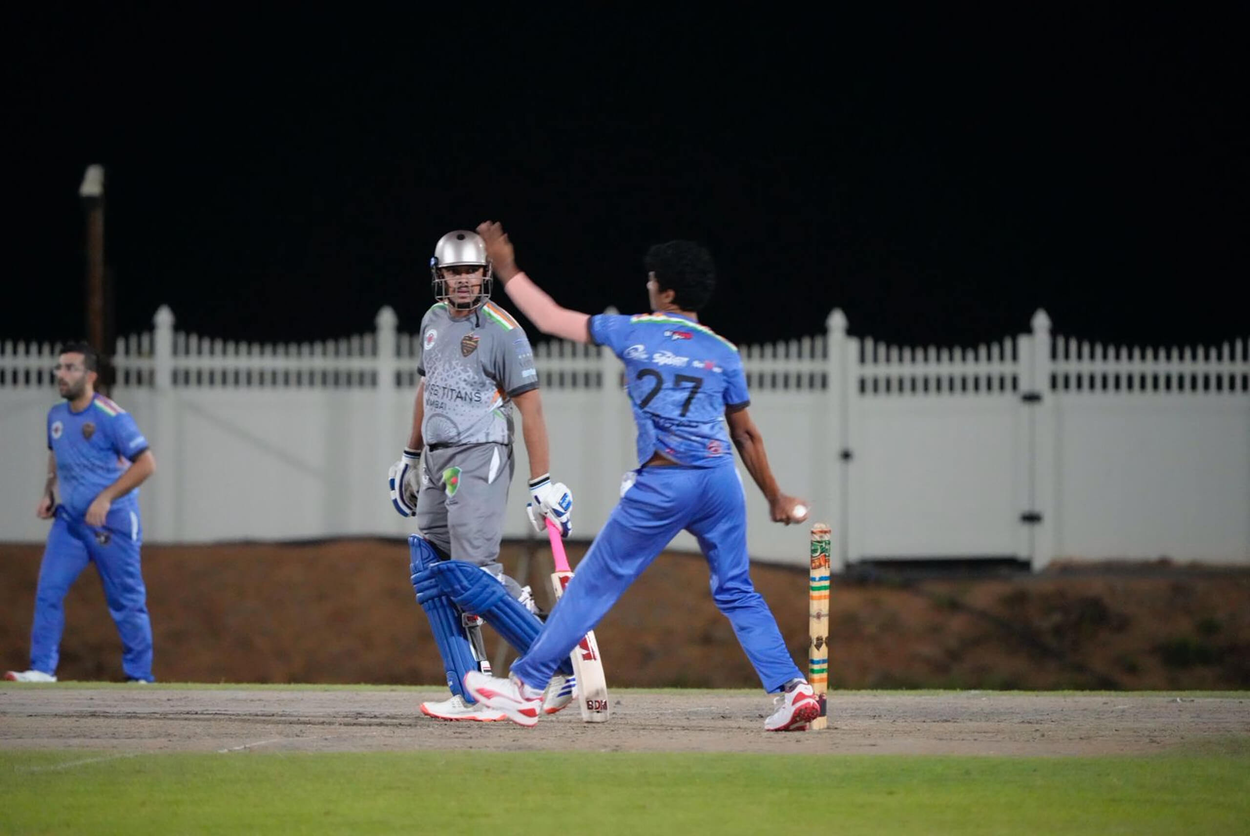 macwise-titans-action-4